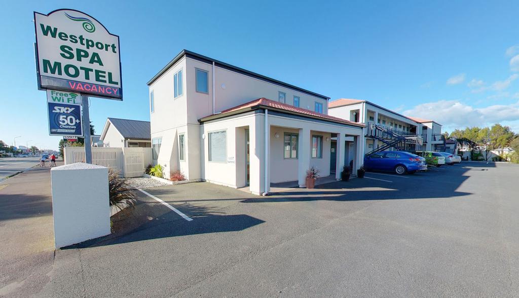 Westport Spa Motel Esterno foto