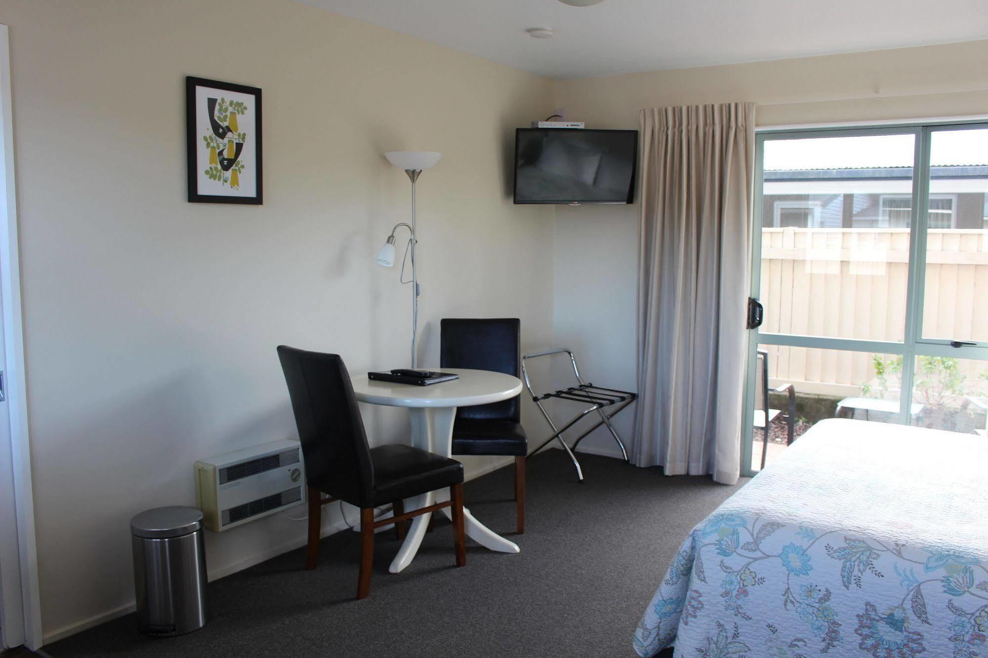Westport Spa Motel Esterno foto