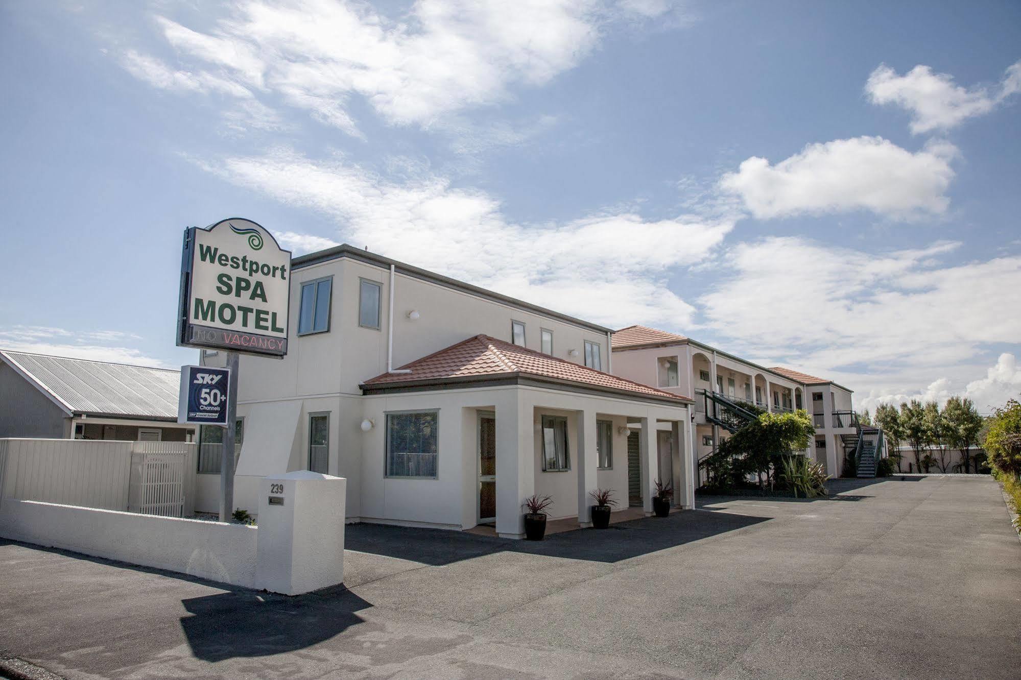 Westport Spa Motel Esterno foto