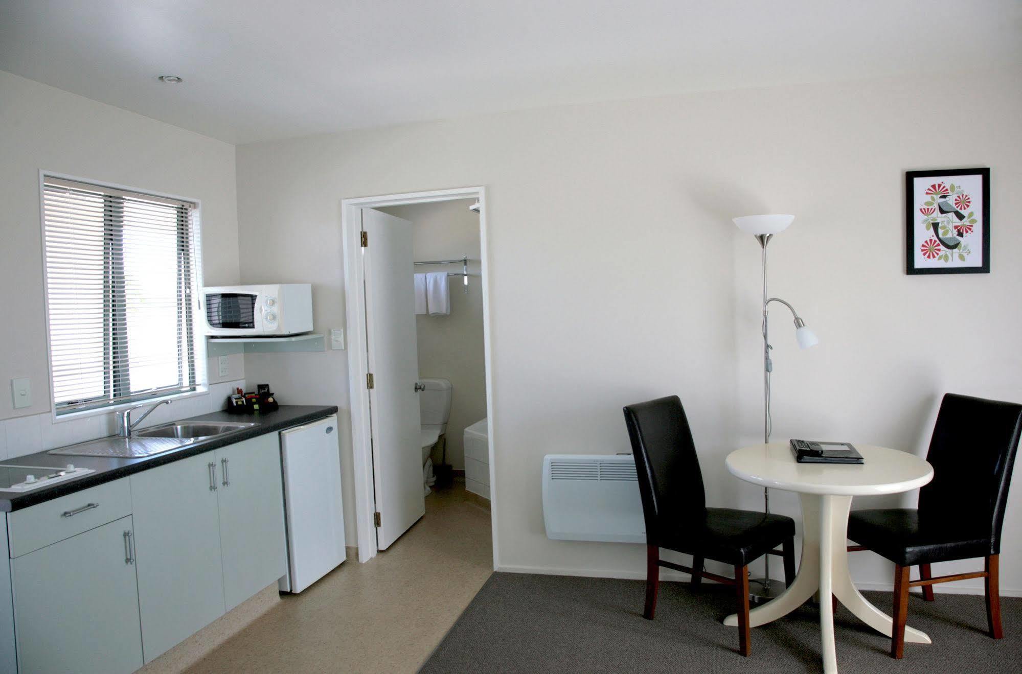 Westport Spa Motel Esterno foto
