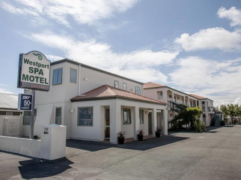 Westport Spa Motel Esterno foto